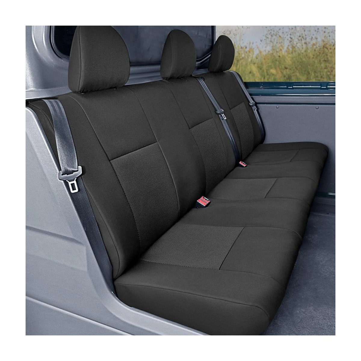 PRESVLAKA ZA ZADNJA SEDISTA NEPREKLOPNA VW CRAFTER 2017/MAN TGE 2017- (PRESVLAKA ZA 3 SEDISTA,DVA NASLONA ZA RUKU,I TRI NASLONA ZA GLAVU) 