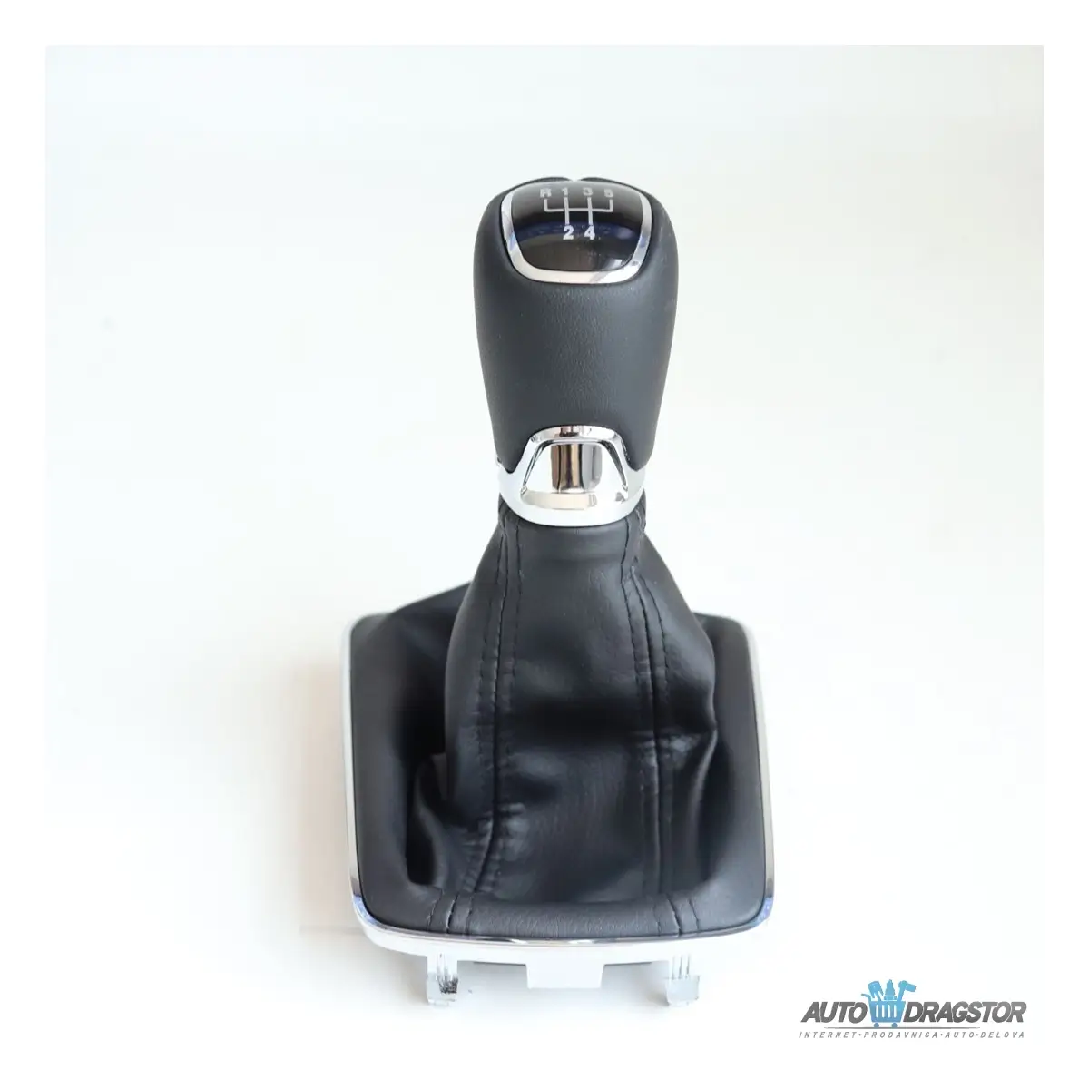 ŠKODA FABIA 2014-2021 RUČICA MENJAČA SA 5 BRZINA SA KOŽOM 