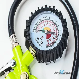 SET ZA PUMPANJE GUMA 6KOM 