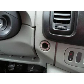 UNIVERZALNI UPALJAČ 