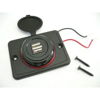 PUNJAC ZA VOZILO 12/24V, 3,1A SA 2 USB ULAZA 