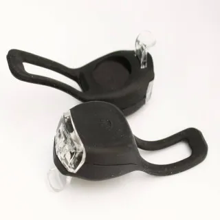 SET SILIKONSKIH SVETALA ZA BICIKL – PREDNJE I ZADNJE CRNO 