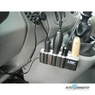 PUNJAČ ZA KOLA SA USB ULAZOM I 3 ULAZA ZA UPALJAČ 