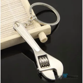 PRIVEZAK ZA KLJUČEVE 