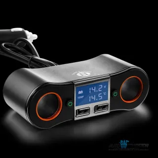 PUNJAČ ZA VOZILO SA 2 USB ULAZA 