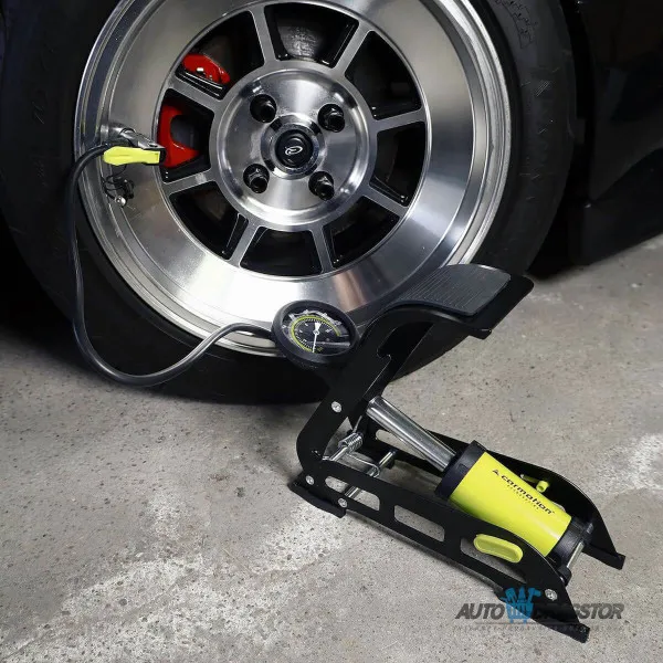 NOŽNA PUMPA SA MANOMETROM 11 BARA/160 PSI 1 CILINDAR 