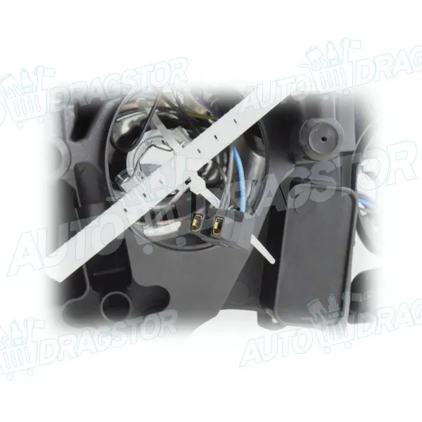 Far MERCEDES C-KLASSE (W204), 07-14; 