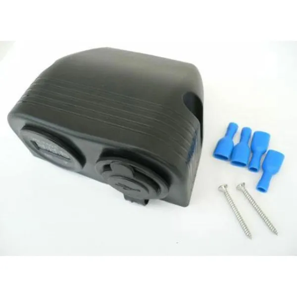 PUNJAC ZA VOZILO 12/24V, 3,1A SA 2 USB ULAZA SA VOLTMETROM 