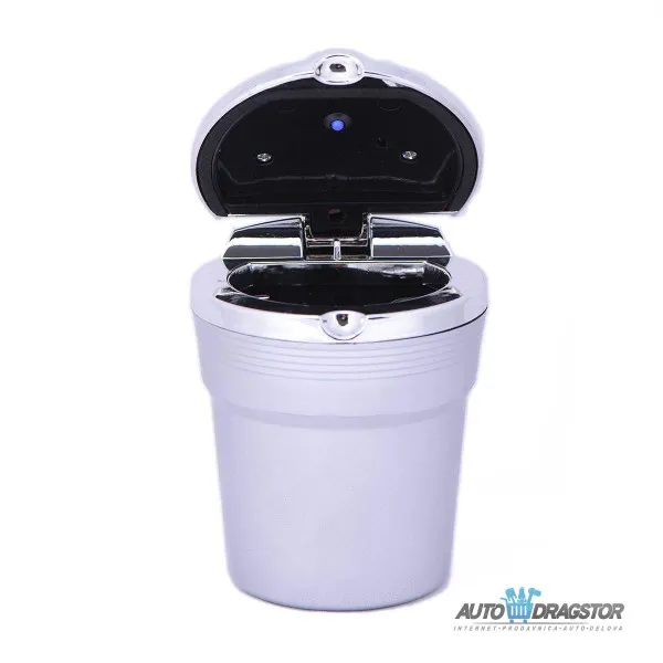 UNIVERZALNA PEPELJARA ZA KOLA SA LED SVETLOM SREBRNA 