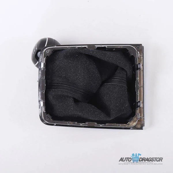 VOLKSWAGEN PASSAT B7/CC RUČICA MENJAČA SA KOŽOM 6 BR VOLKSWAGEN PASSAT 2010-2015 VOLKSWAGEN CC 2010- 