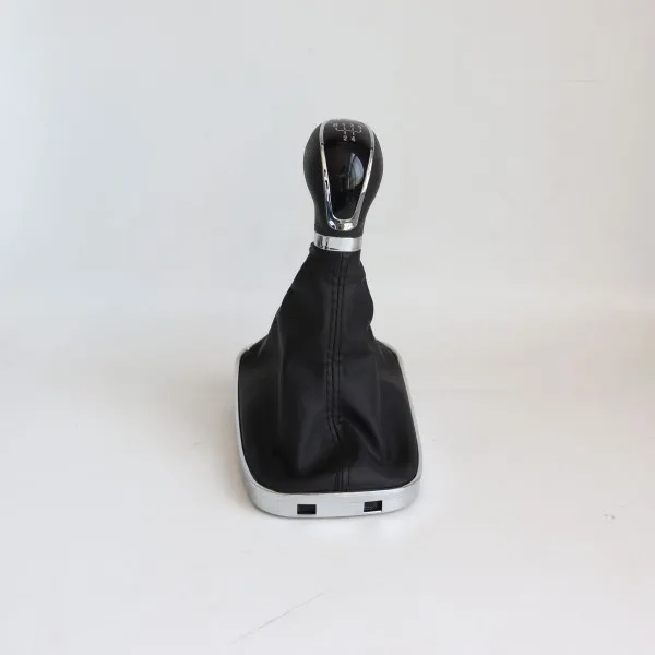 OPEL ASTRA J 2009-2015 OPEL INSIGNIA 2008-2017 OPEL ZAFIRA TOURE RRUČICA MENJAČA SA KOŽOM 5 BRZINA SA HROM OKVIROM 